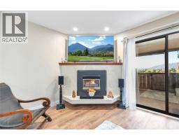 1660 Ufton Court Unit# 209, Kelowna, BC V1Y8G7 Photo 13