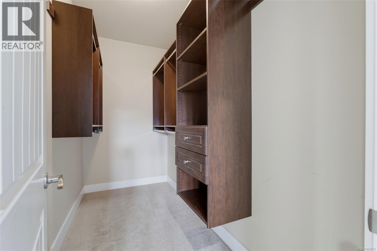 2079 Longspur Dr - Image 19