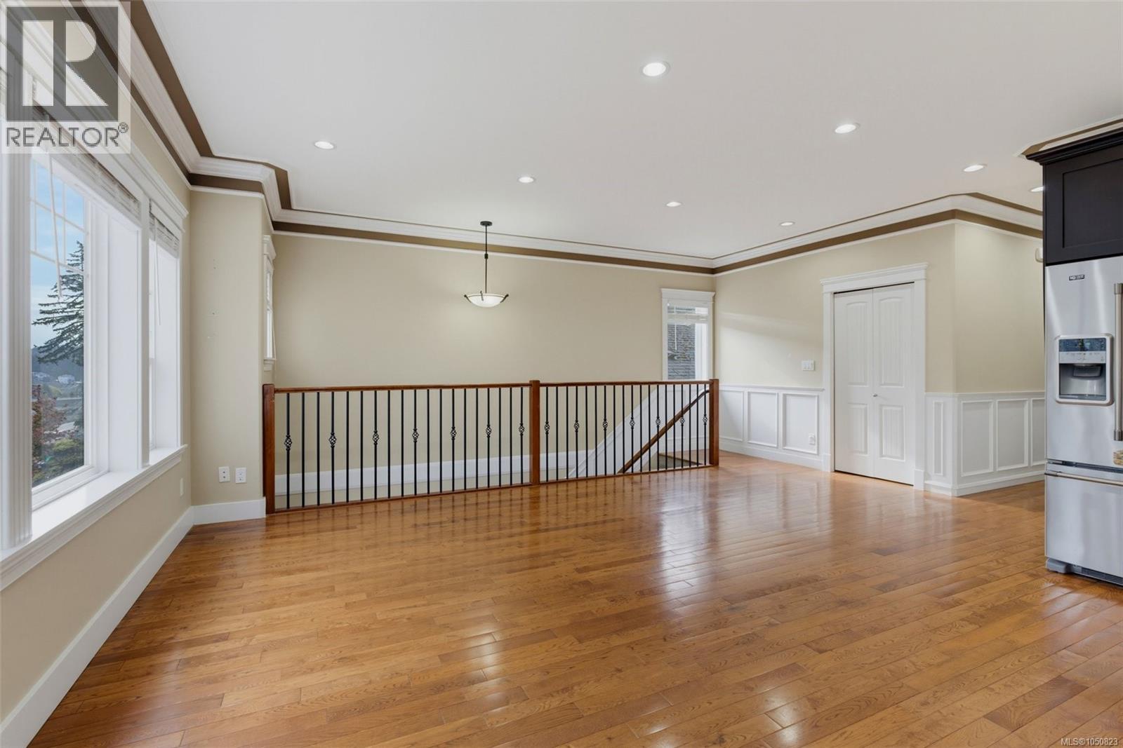 2079 Longspur Dr - 11