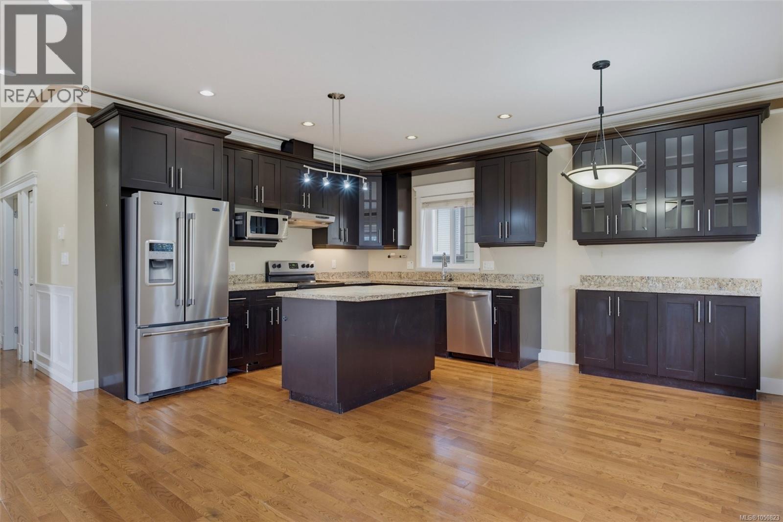 2079 Longspur Dr - 13
