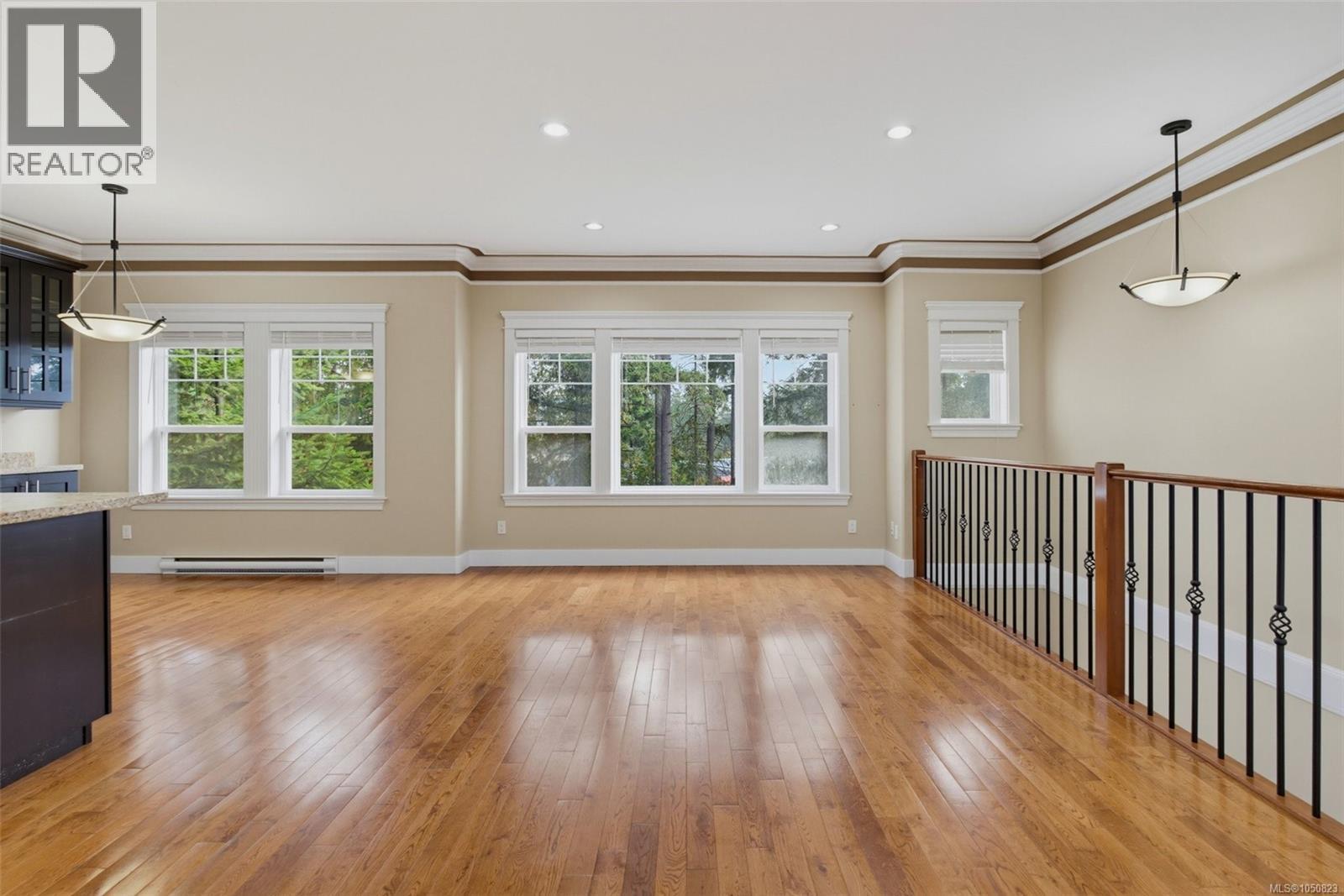 2079 Longspur Dr - 10