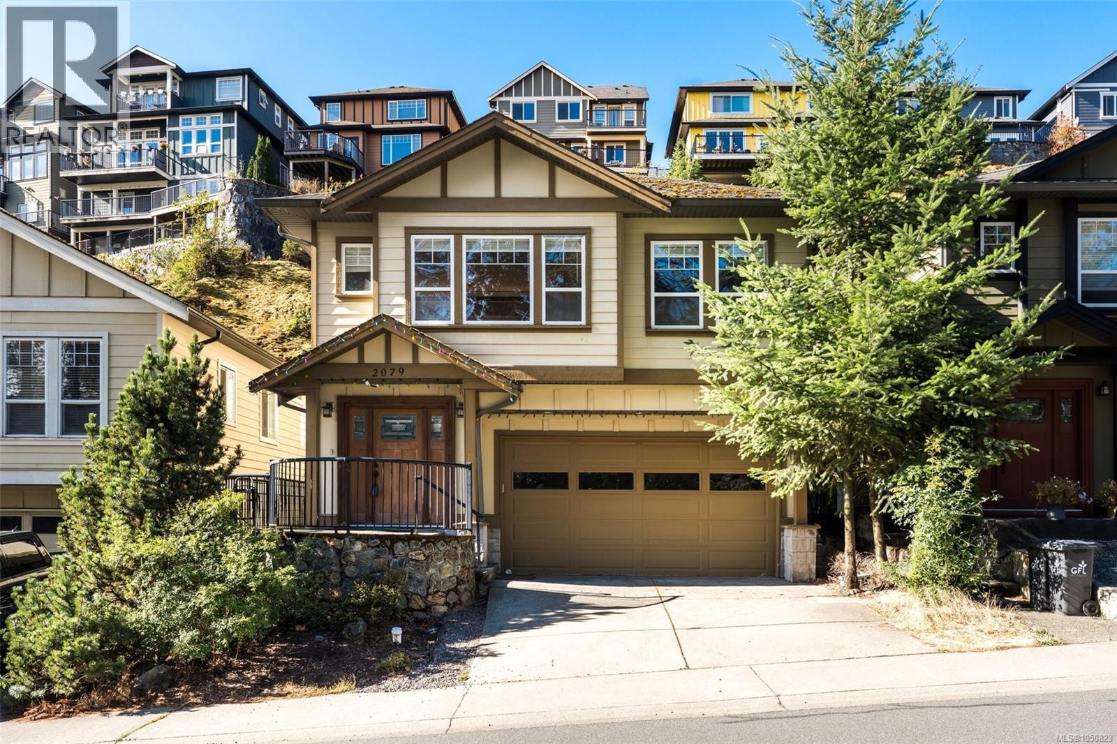 2079 Longspur Dr - 2