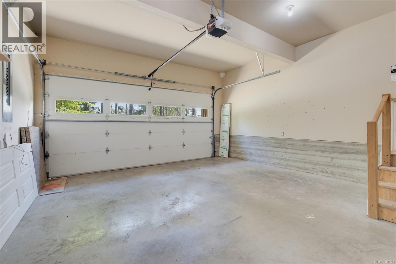 2079 Longspur Dr - Image 34