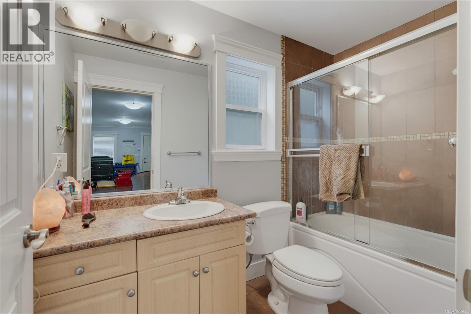 2079 Longspur Dr - 33