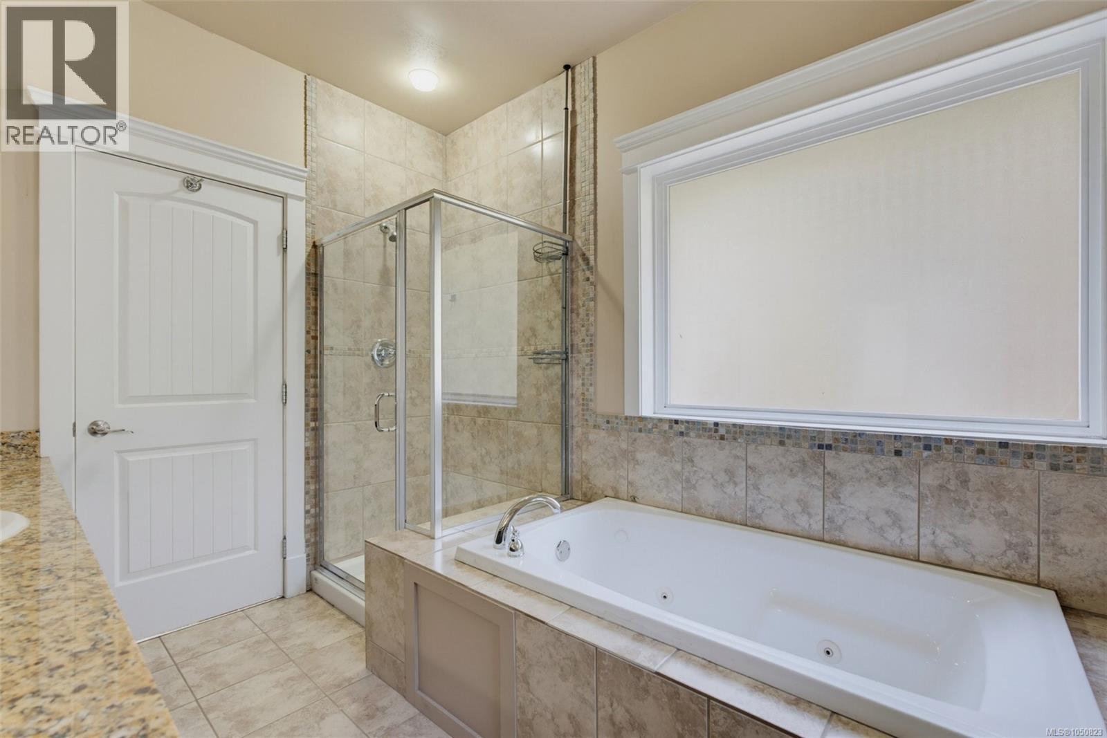 2079 Longspur Dr - 25