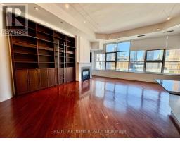 808 - 155 Dalhousie Street, Toronto, ON M5B2P7 Photo 10