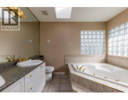 449 E 16th Street, North Vancouver, BC V7L2T4 Photo 19