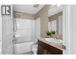 235 Mckenzie Towne Link Se, Calgary, AB T2Z1C9 Photo 20