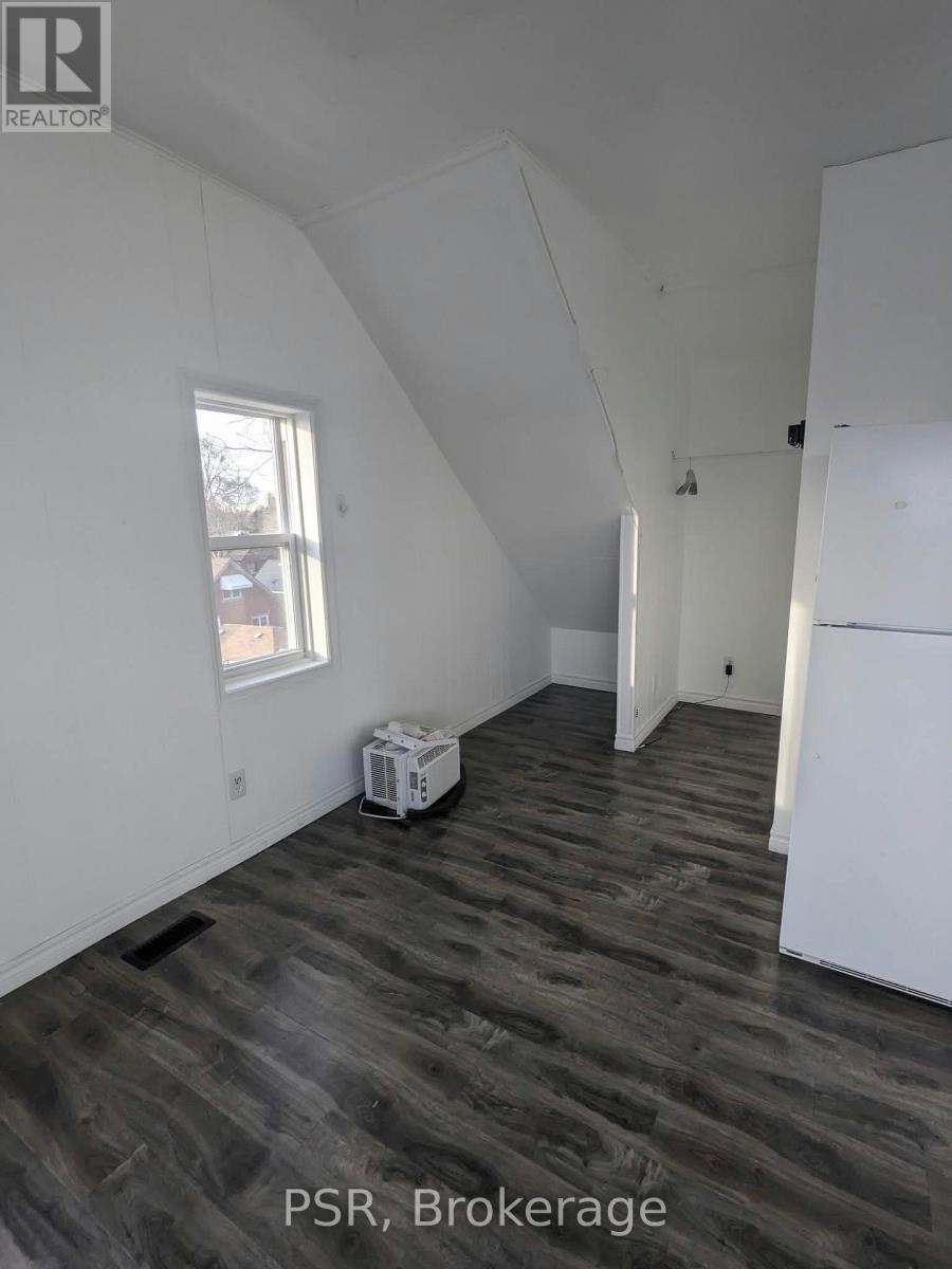 18 SHELDON AVENUE N, Kitchener — photo 5