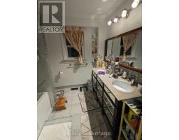 18 Sheldon Avenue N, Kitchener, ON N2H2M2 Photo 13