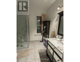 18 Sheldon Avenue N, Kitchener, ON N2H2M2 Photo 14