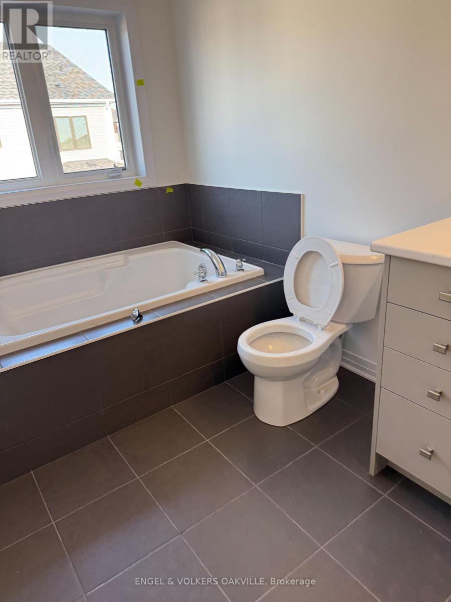 188 WESTBRIDGE AVENUE, Welland (Dain City) — photo 9