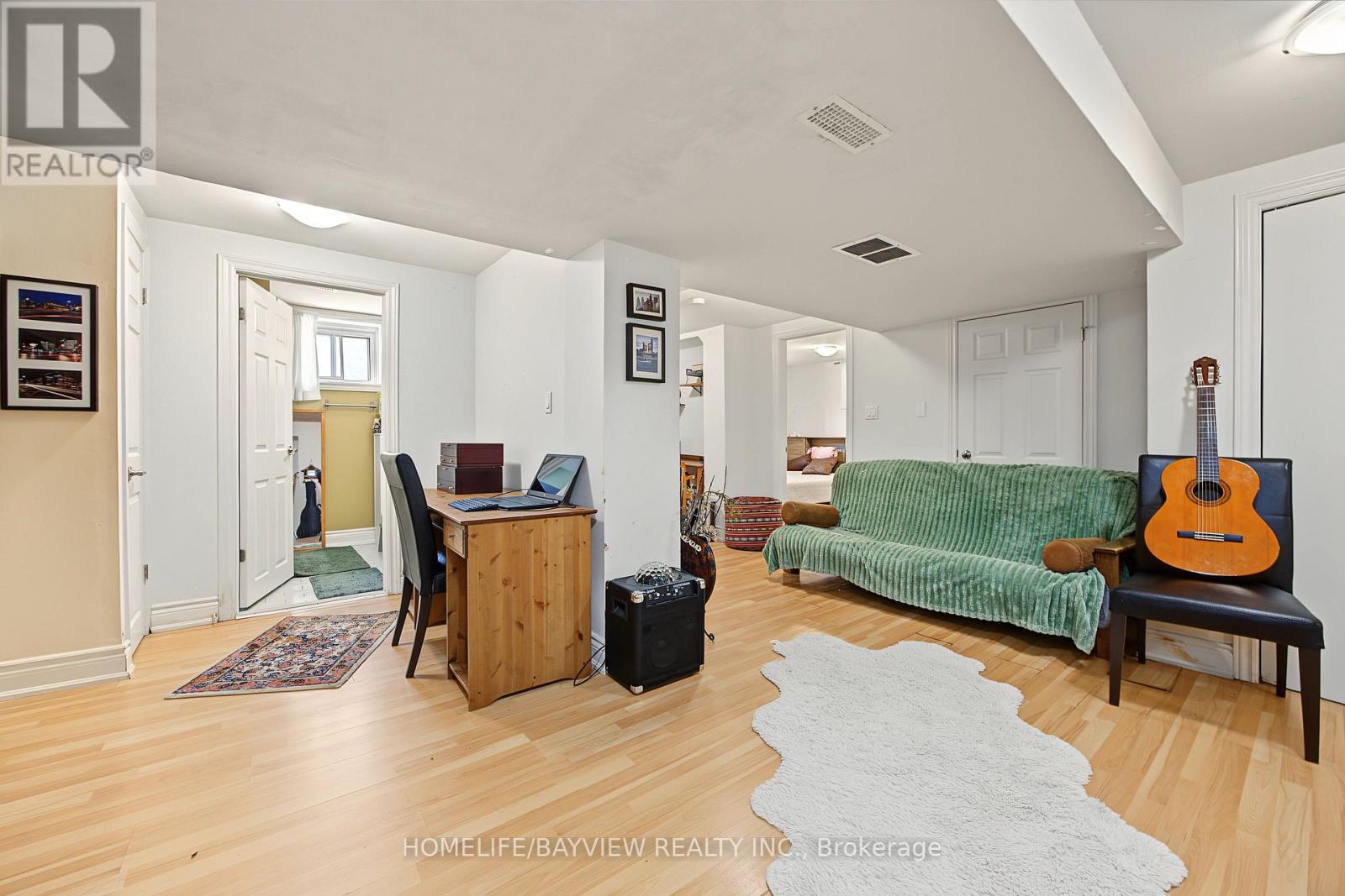 46 ACTON AVENUE - Image 29
