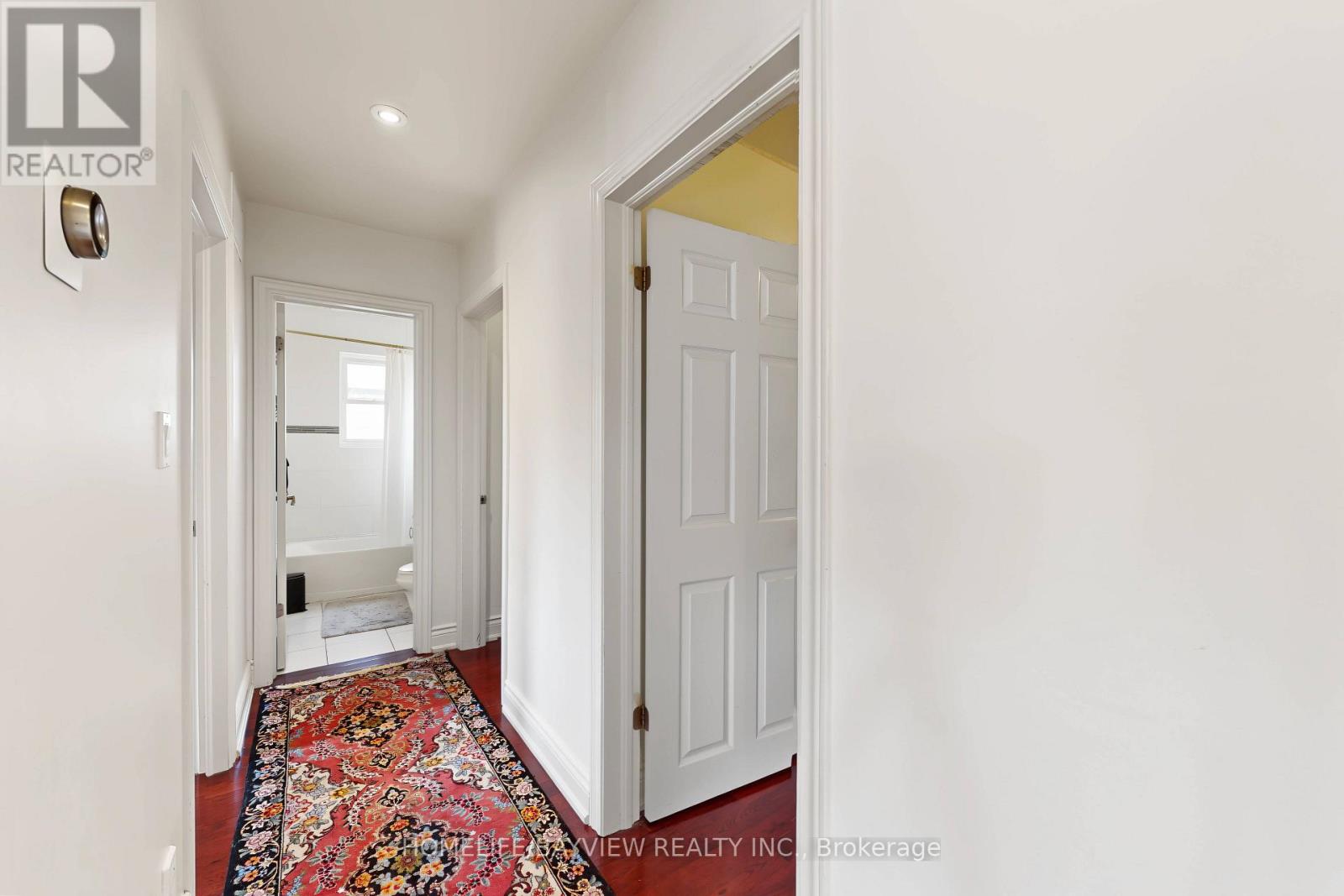 46 ACTON AVENUE - 22