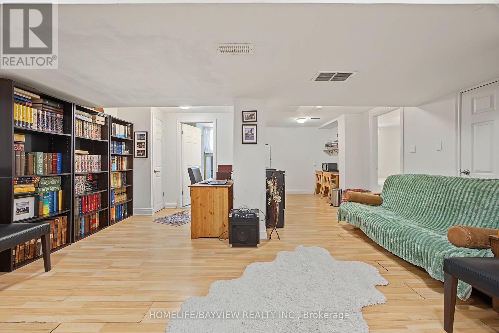 46 ACTON AVENUE - Image 28
