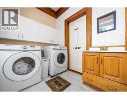 340 5 Street Se, Medicine Hat, AB T1A0M8 Photo 30