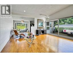 116 Selkirk Drive SW - photo 4