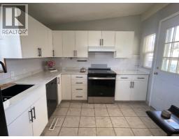 Kitchen - 116 Selkirk Drive Sw, Calgary, AB T2W0M4 Photo 6