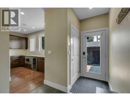 Bedroom - 1721 44 Avenue Sw, Calgary, AB T2T5M4 Photo 13