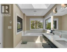 1721 44 Avenue Sw, Calgary, AB T2T5M4 Photo 24