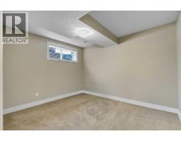 1721 44 Avenue Sw, Calgary, AB T2T5M4 Photo 39