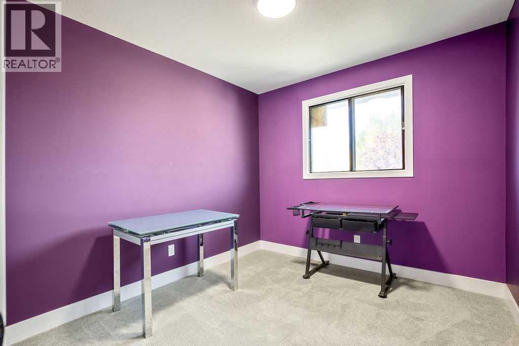 68 Falconridge Close NE - photo 39