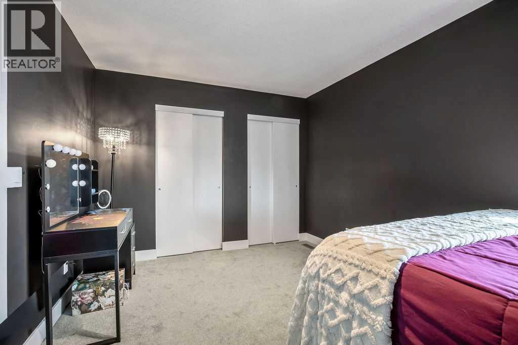 68 Falconridge Close NE - photo 35