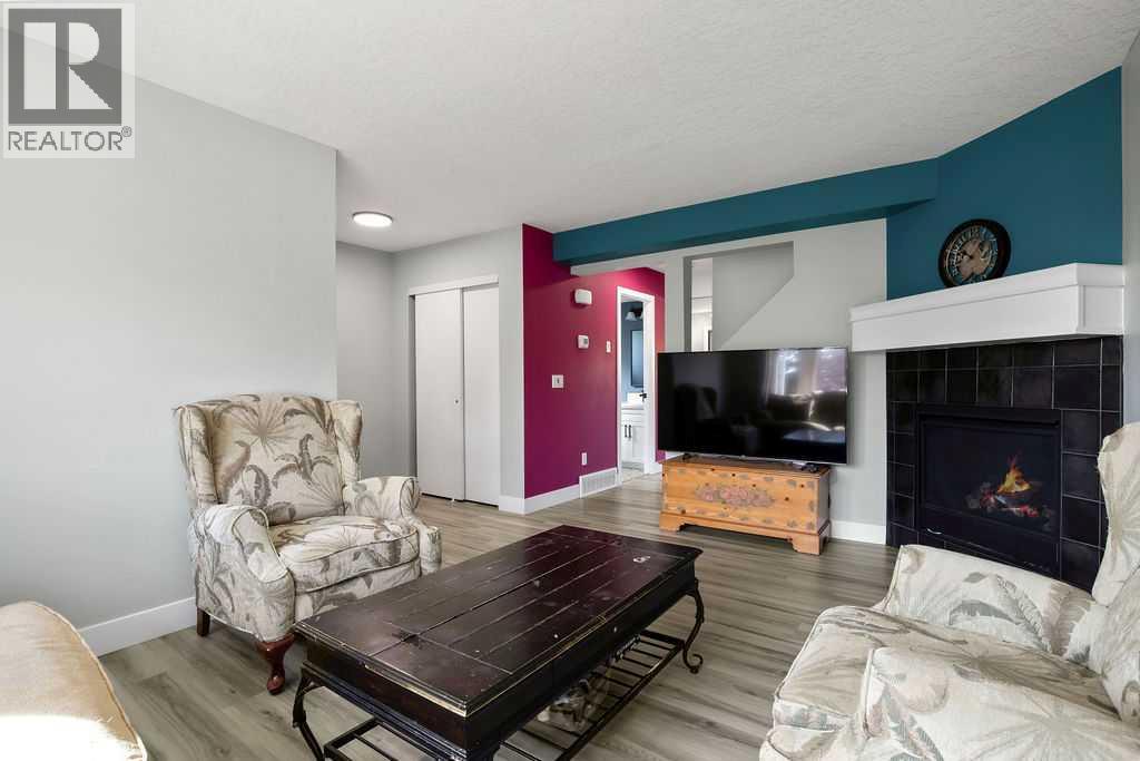 68 Falconridge Close NE - photo 23