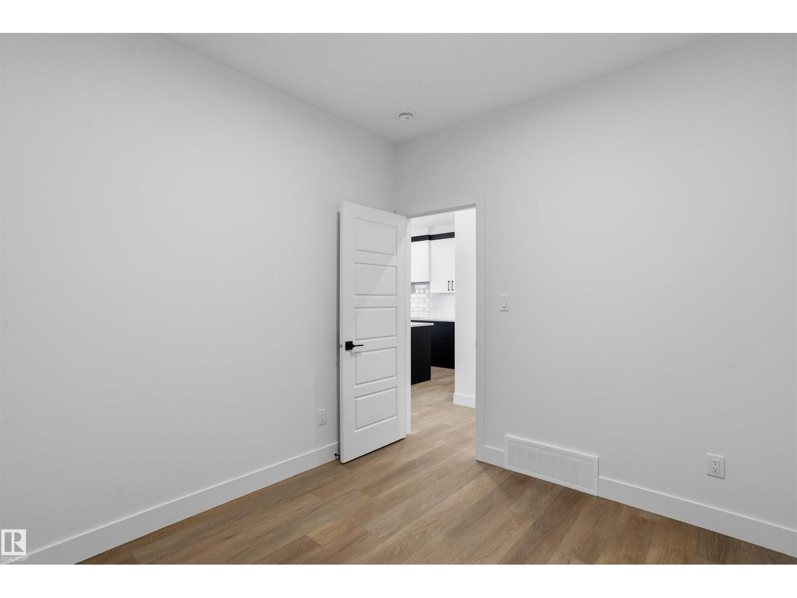 780 Bank DR - 9