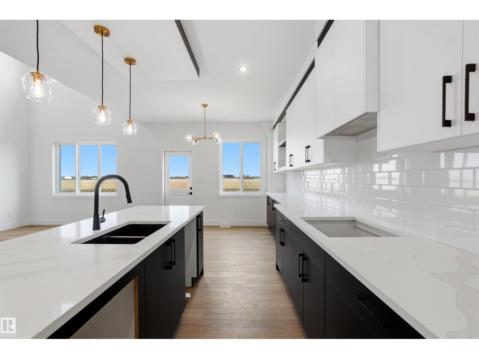 780 Bank DR - 18