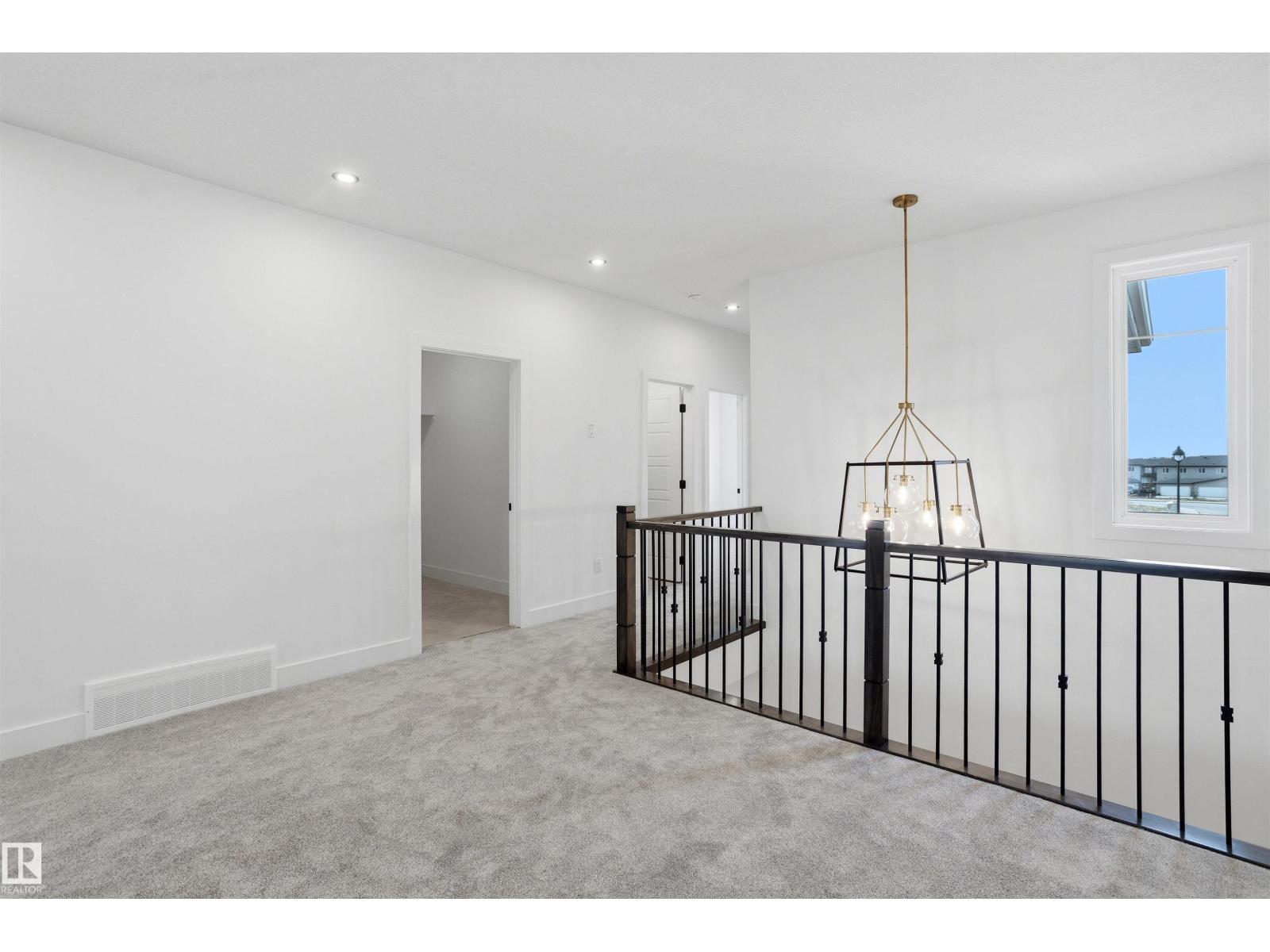 780 Bank DR - Image 33
