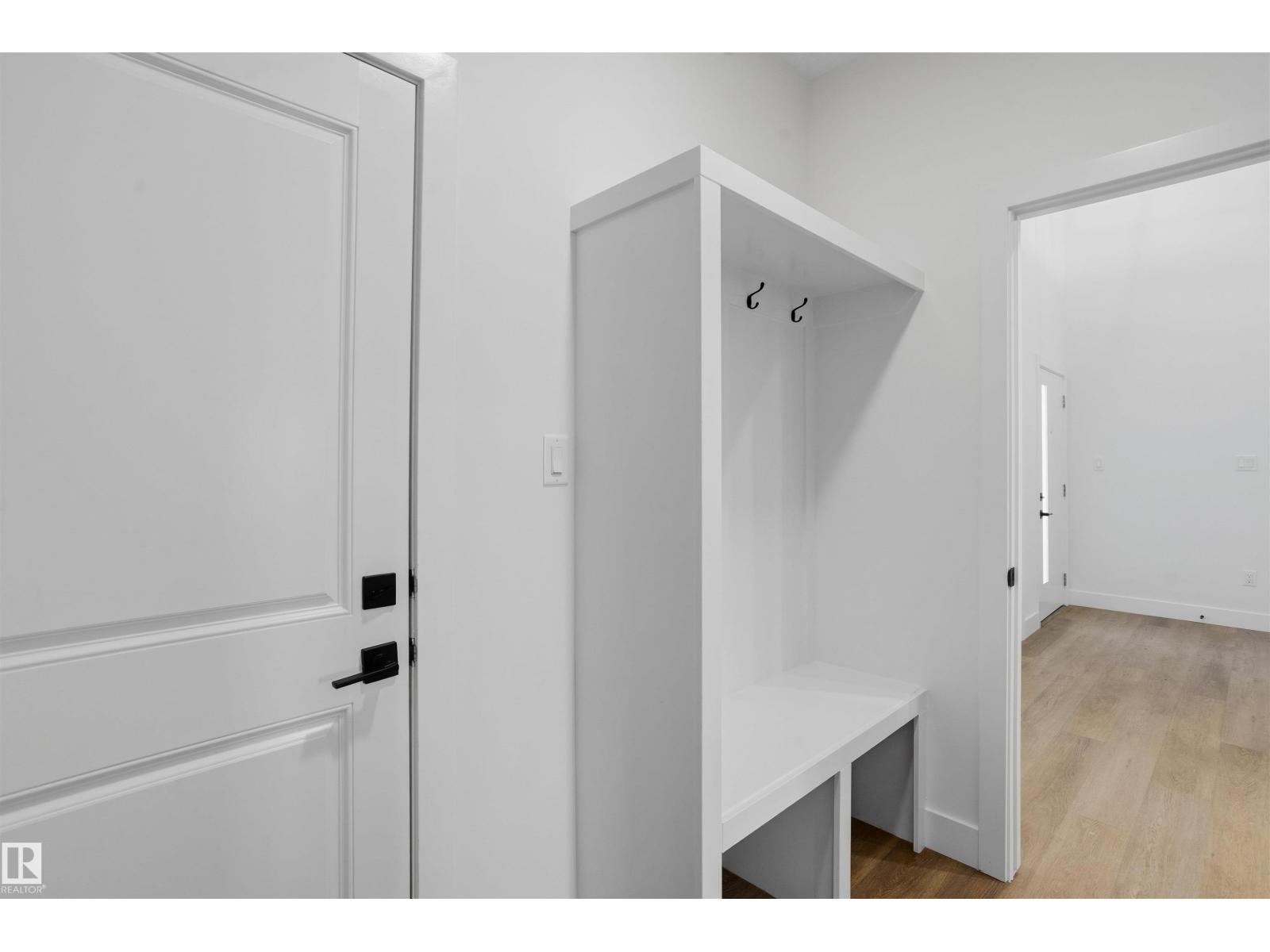 780 Bank DR - 6