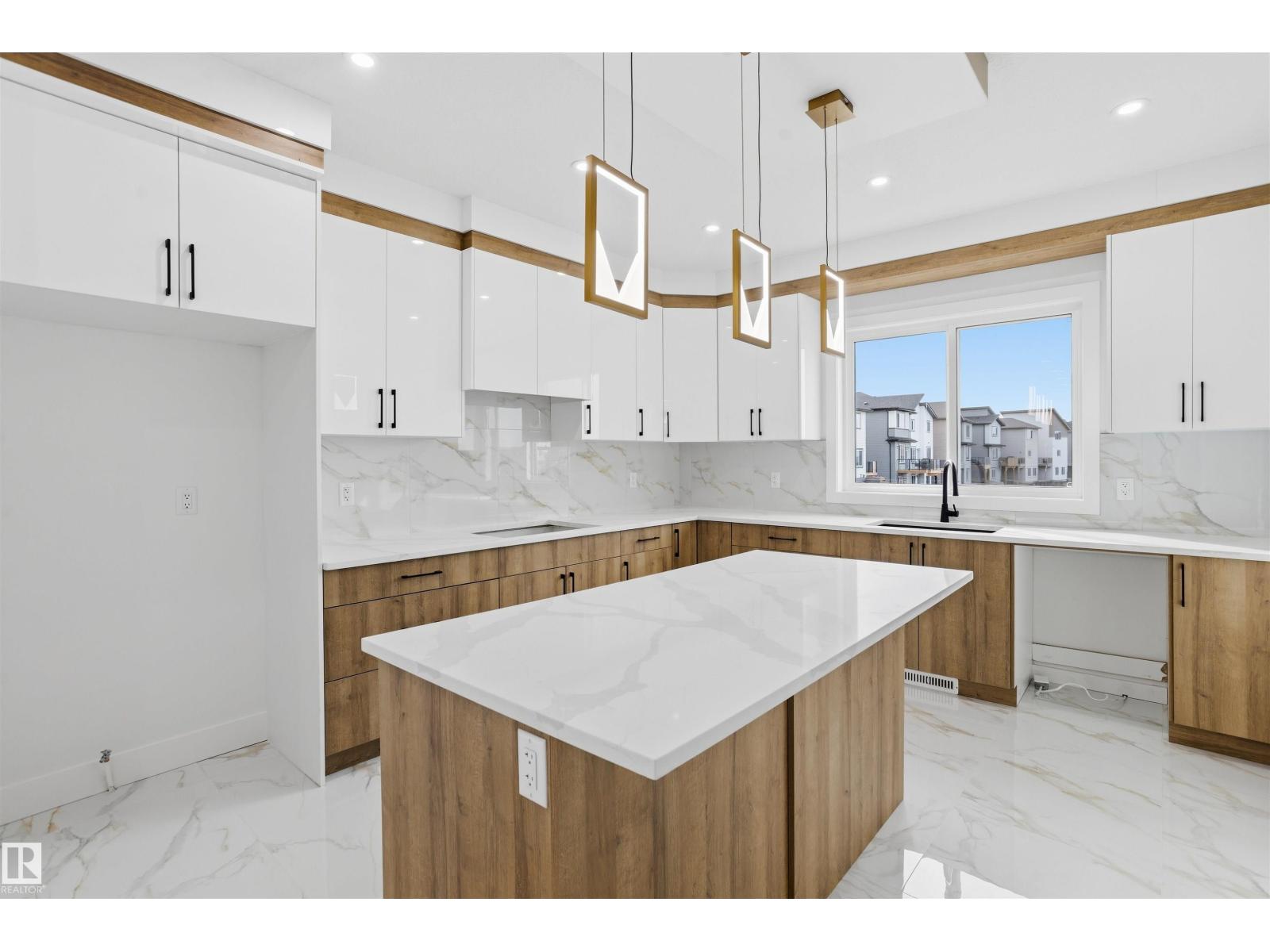 4210 63 ST - 19