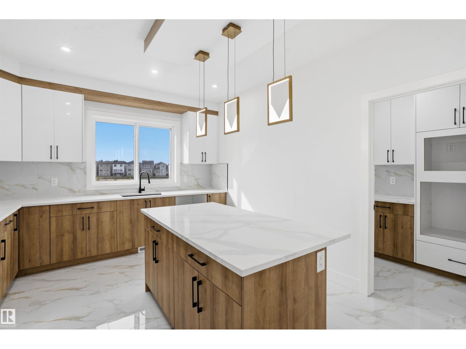 4210 63 ST - Image 20