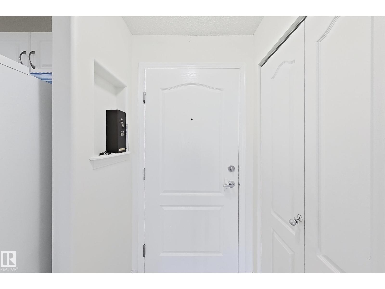 #224 3425 19 ST NW - 9