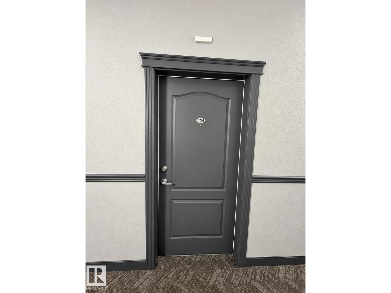 #224 3425 19 ST NW - 8