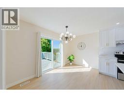 Bonus Room - 130 Somerglen Way Sw, Calgary, AB T2Y4B2 Photo 11