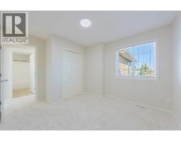 130 Somerglen Way Sw, Calgary, AB T2Y4B2 Photo 18