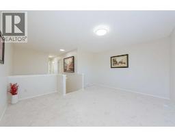 3pc Bathroom - 130 Somerglen Way Sw, Calgary, AB T2Y4B2 Photo 16
