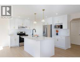 Primary Bedroom - 130 Somerglen Way Sw, Calgary, AB T2Y4B2 Photo 8