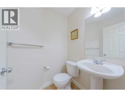 Bedroom - 130 Somerglen Way Sw, Calgary, AB T2Y4B2 Photo 13