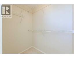 130 Somerglen Way Sw, Calgary, AB T2Y4B2 Photo 21