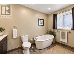 40 Stephen Avenue, Clarington, ON L1E1Z1 Photo 27