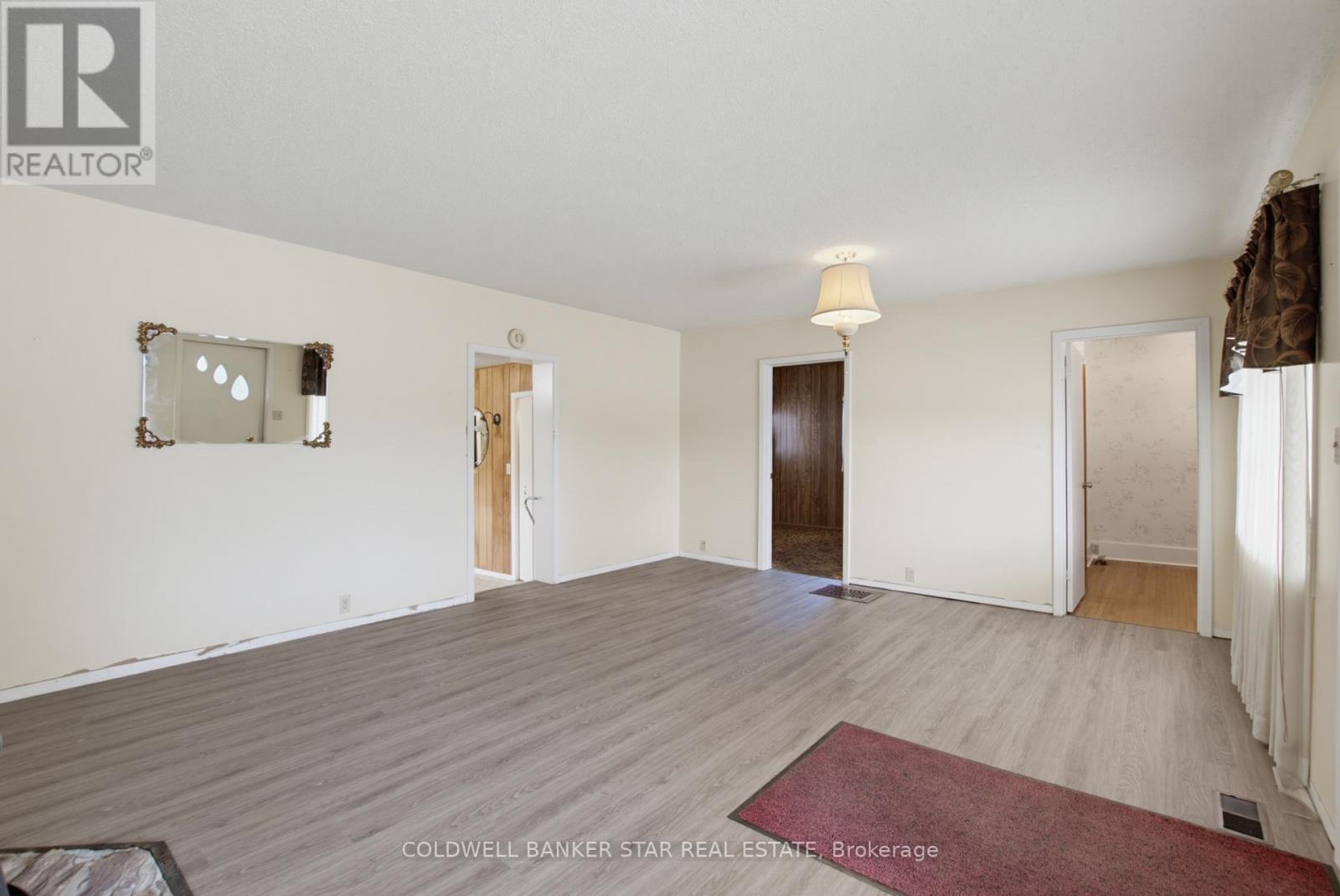 14 WASHINGTON STREET, Lambton Shores (Forest) — photo 9