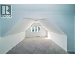 3033 Griffin Place Place, North Vancouver, BC V7R4W9 Photo 15