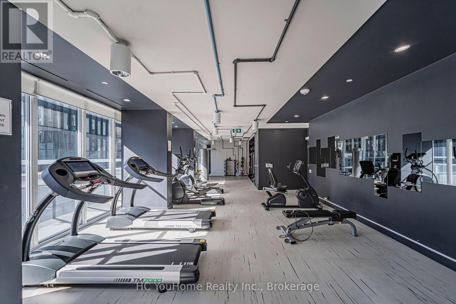 #2110 68 SHUTER STREET - 47