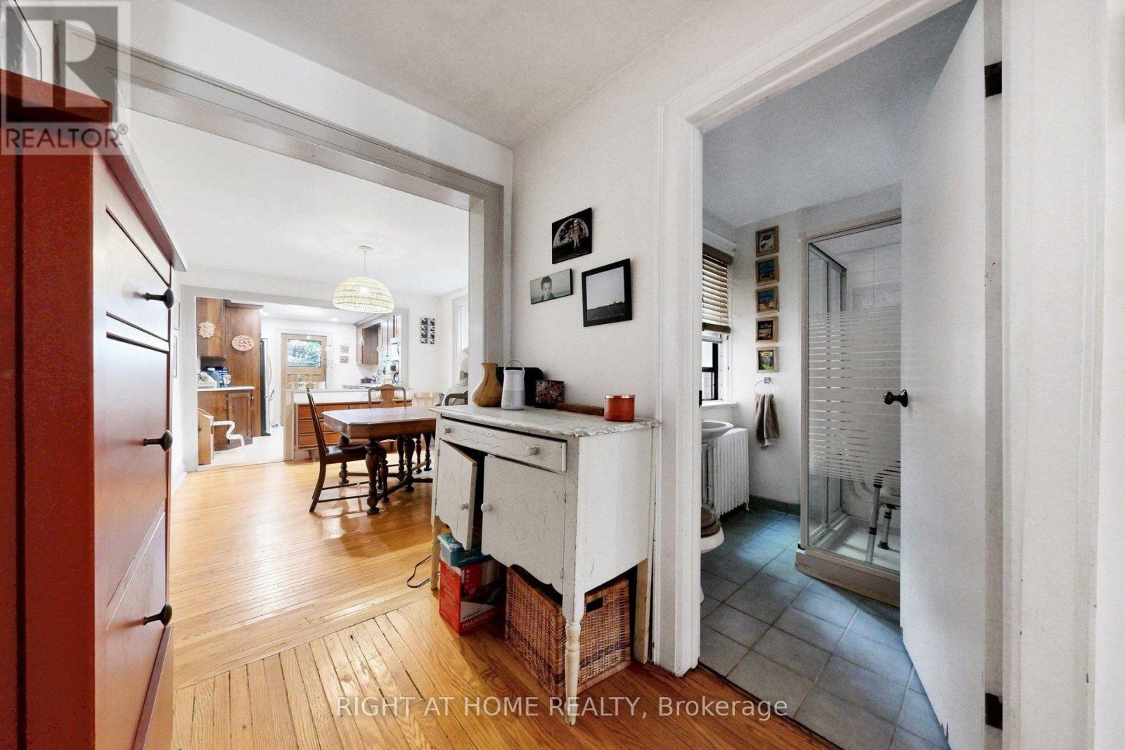 262 LIPPINCOTT STREET - 7