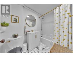 262 Lippincott Street, Toronto, ON M5S2P5 Photo 15