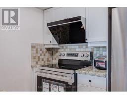 1318 - 25 Greenview Avenue, Toronto, ON M2M0A5 Photo 13