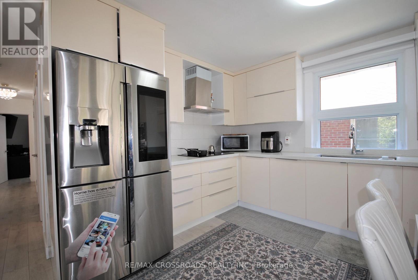 25 ARBUTUS CRESCENT - 5